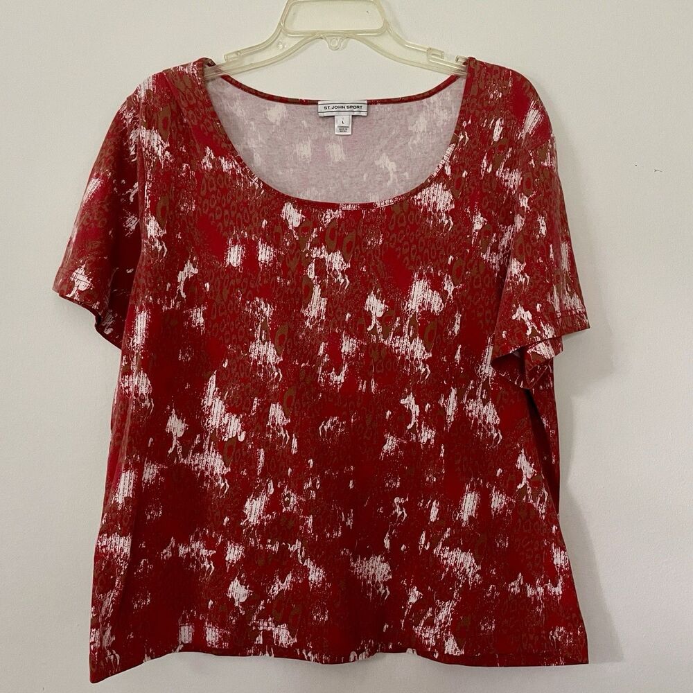 ST JOHN SPORT T-Shirt L Red Gold White Print Stretch Cotton Jersey Scoop Neck